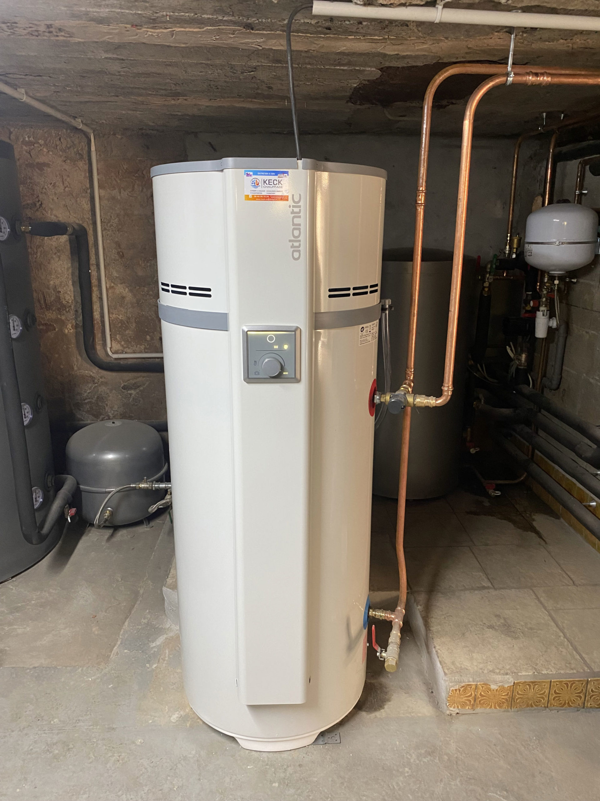 Pose d’un chauffe-eau thermodynamique &agrave; Butten Brumath