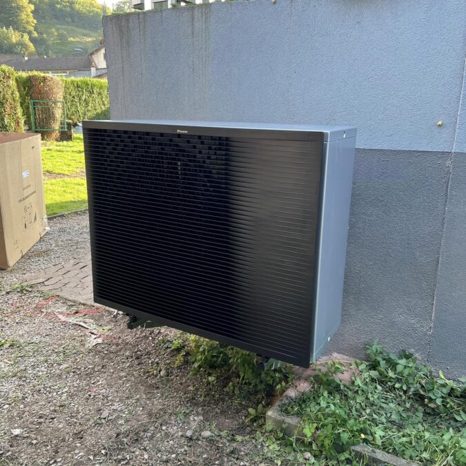 Installation d&rsquo;une pompe &agrave; chaleur haute temp&eacute;rature Lutzelbourg Sarrebourg 1