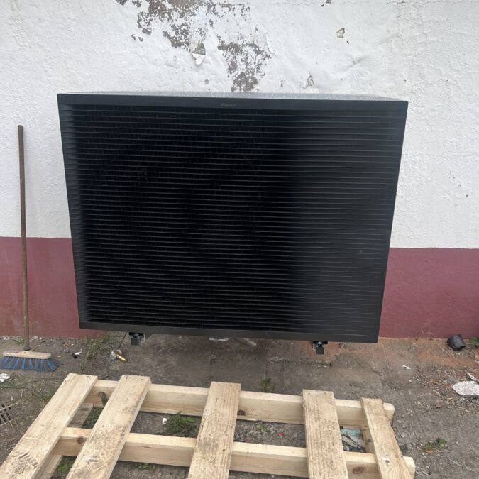 Installation d&rsquo;une pompe &agrave; chaleur air eau en remplacement d&rsquo;une chaudi&egrave;re fioul pour plus d&rsquo;&eacute;conomie a Gungwiller Behren-l&egrave;s-Forbach 0