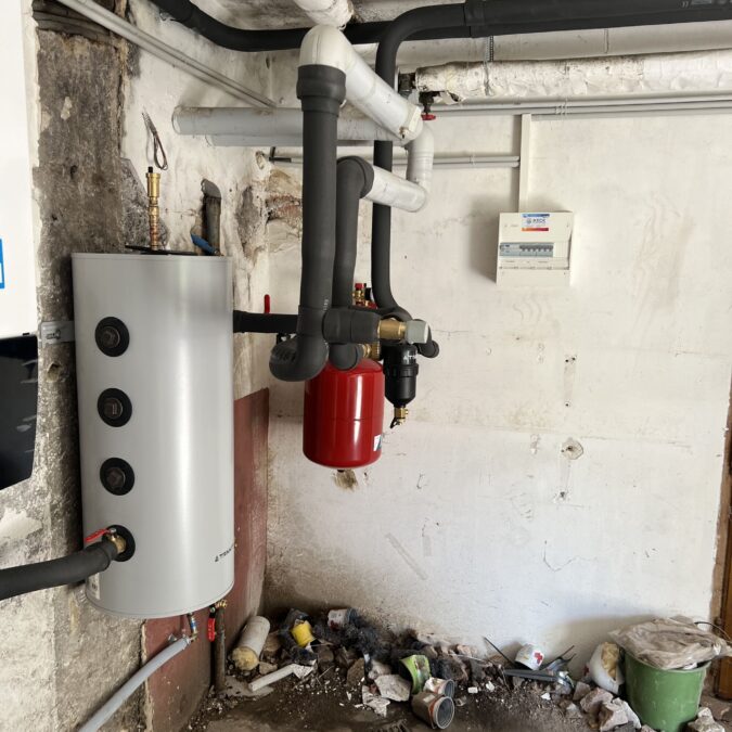 Installation d&rsquo;une pompe &agrave; chaleur air eau en remplacement d&rsquo;une chaudi&egrave;re fioul pour plus d&rsquo;&eacute;conomie a Gungwiller Freyming-Merlebach 2