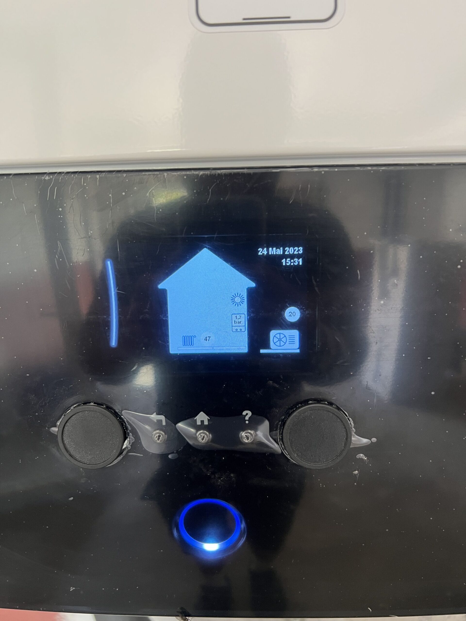 Installation d&rsquo;une pompe &agrave; chaleur air eau en remplacement d&rsquo;une chaudi&egrave;re fioul pour plus d&rsquo;&eacute;conomie a Gungwiller Behren-l&egrave;s-Forbach